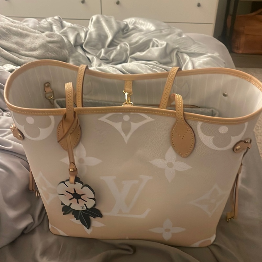 💝 Louis Vuitton By the Pool Neverfull MM 💝